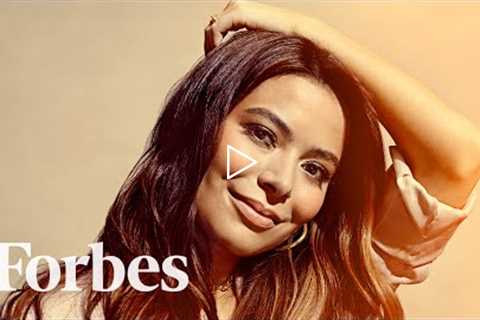 Miranda Cosgrove On Rebooting iCarly For An Older Generation | Forbes