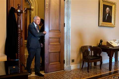 Harry Reid: From Capitol Cop to Powerhouse Senate Majority Leader