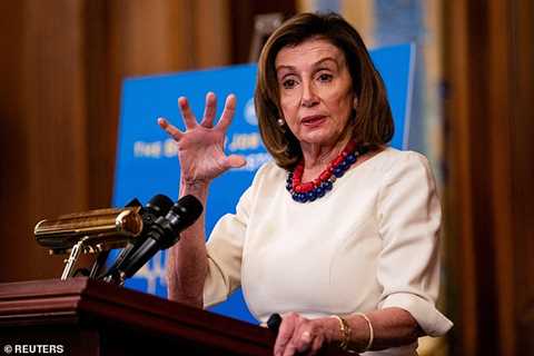 Florida man pleads guilty to HEADING Nancy Pelosi and AOC