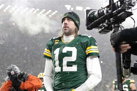 An Abrupt Ending for Aaron Rodgers Brings a Rush of Uncertainty