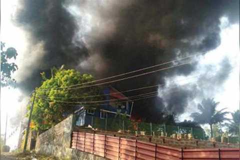 Fire swallows up plastic depot in Kavlem |  Goa News