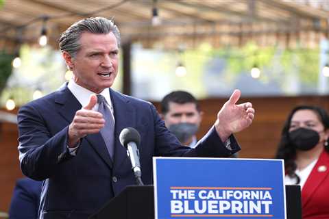 California Governor’s Big Promises on Drug Prices Are Slow to Materialize