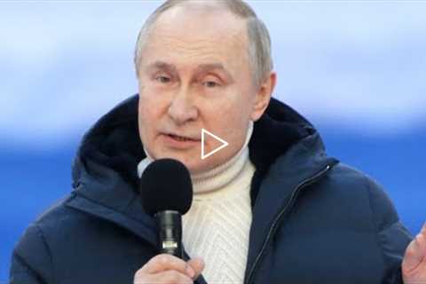 The Hidden Meaning Behind Vladimir Putin's Puffy Coat