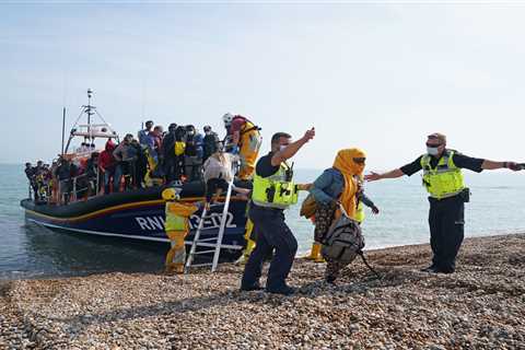 Britain’s illegal migrants ‘could be sent to RWANDA’ under plans to cut English Channel crossings