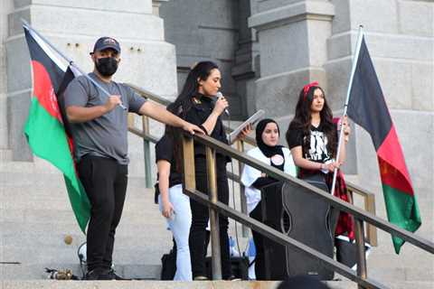 Afghan Americans rally in Denver for friends, family stuck in Afghanistan