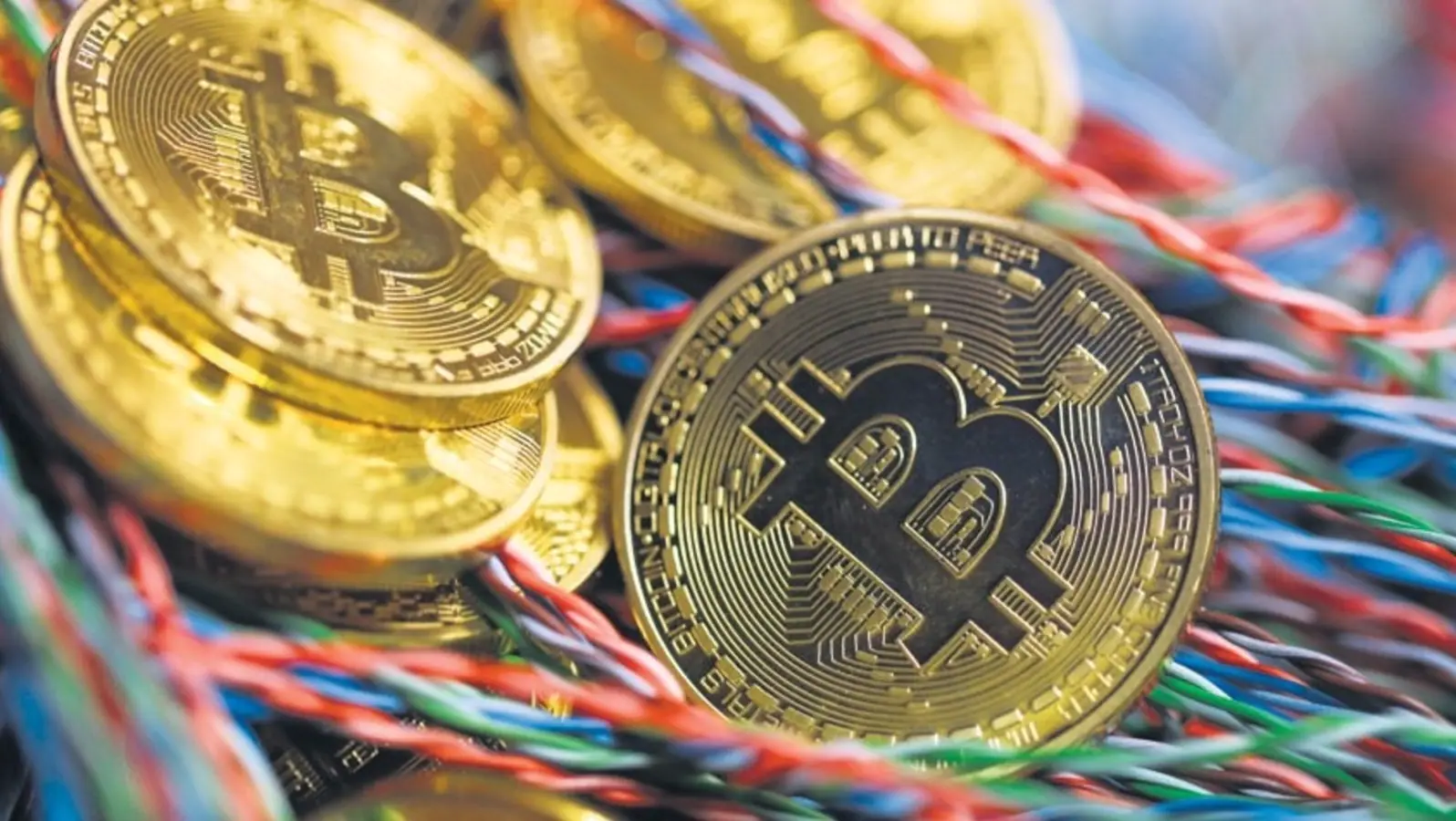 Betting against bitcoin can become easier with the filing of futures ETFs