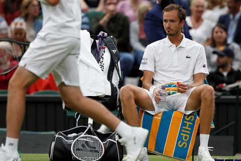 Men’s Tennis Tour Penalizes Wimbledon Over Ban on Russian Players