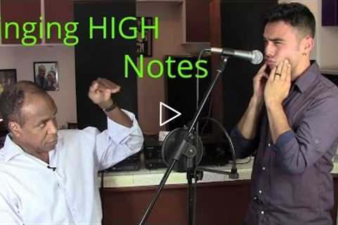 Voice Lesson - How To Sing High Notes - Extending Vocal Range - Roger Burnley Voice Studio - Singing