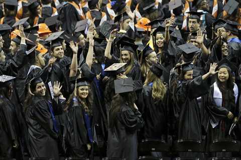 San Antonio Southside ISD isn’t allowing bags for graduation