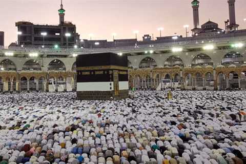 Hajj in Saudi Arabia: British Muslims in turmoil over travel chaos |  world news