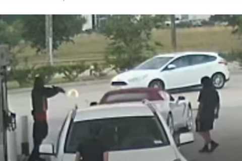 Attempted carjacking, gunfire at Texas gas station in broad daylight