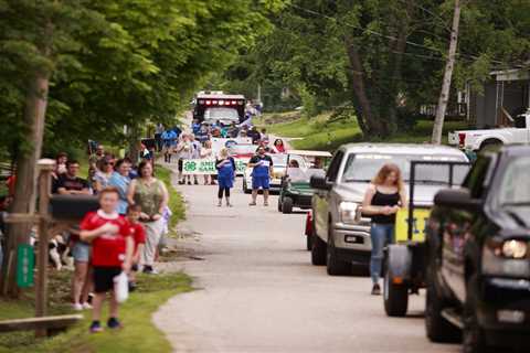 Heritage Days Festival Parade Saturday in Harrodsburg, Indiana – The Bloomingtonian