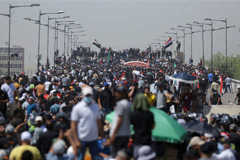 Thousands of protesters break into Iraq’s parliament for the second time this week |  world news