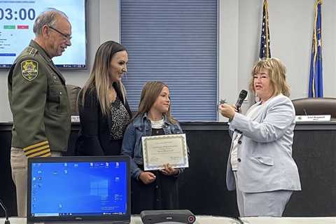 Carson City student honored for helping find sex offender