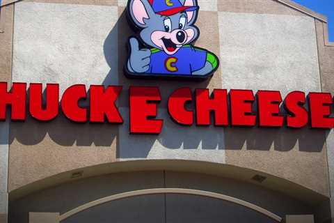 Rockford Chuck E Cheese reopening