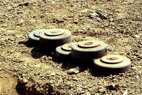 Magnet Fishermen Discover a Landmine in Michigan’s Flint River