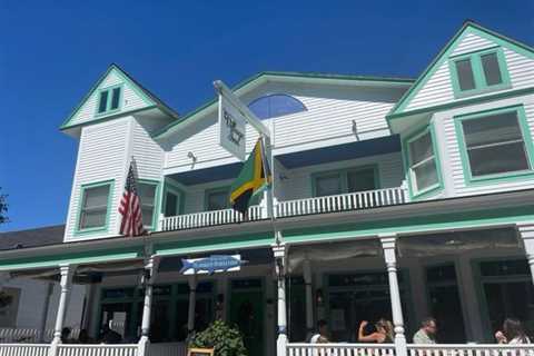 Mackinac Island’s Kingston Kitchen is a ‘story of fulfillment and freedom’ ⋆