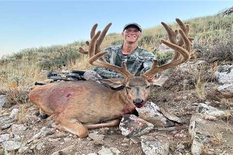 Idaho Bowhunter Tags Monster Nontypical Buck on Opening Day