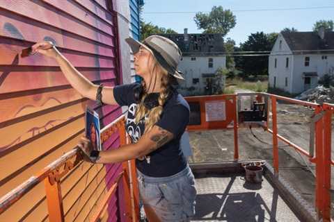 Columbus Artist Mandi Caskey Paints a Mural Then Watches It Burn