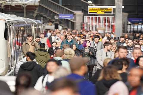 Militant rail unions to be banned from bringing UK to standstill under tough new laws