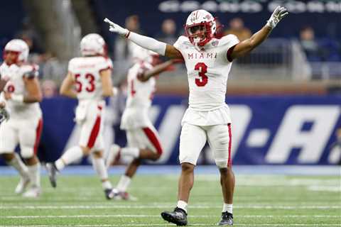 Browns sign former Miami (OH) Redhawks S Mike Brown to practice squad