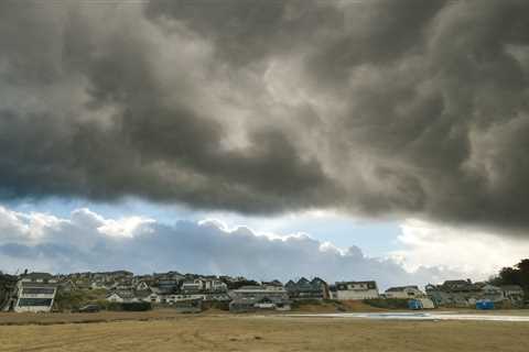 UK weather: Exact date rain will hit the UK before frost and fog rolls in as temperatures plunge..