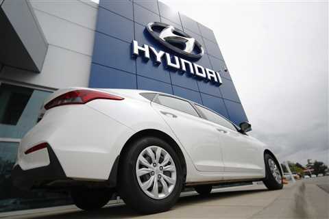 Hyundai provides Cleveland with steering wheel locks after increase in vehicle thefts