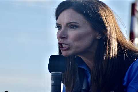 Dixon questions ‘how sick’ Whitmer’s dad was during Fla. visit, blames her for school shooting ⋆