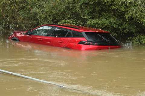 UK weather: Brits braced for week of downpours as Met Office issues ‘severe’ warning for floods and ..