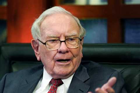 Chips inside, and what’s outside? The changes in Buffett’s portfolio – •