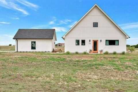 Newly constructed houses you can buy in Waco