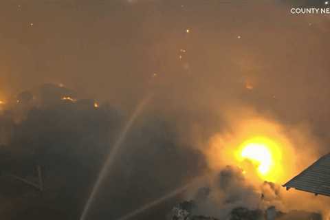 Hearth Burns at Anaheim Paper Recycling Plant – NBC Los Angeles