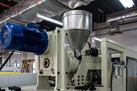 Plastic Injection Molding Device Market Size 2022 by Leading Secret