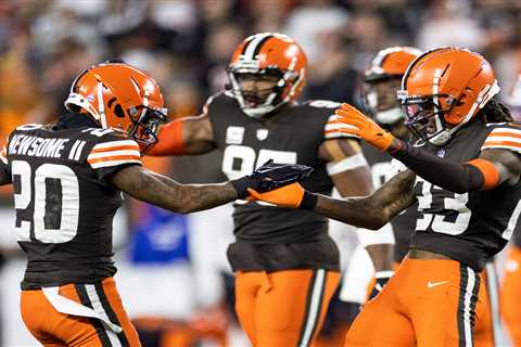 The Cleveland Browns are attempting to win the Battle of Ohio against the up-and-coming Bengals