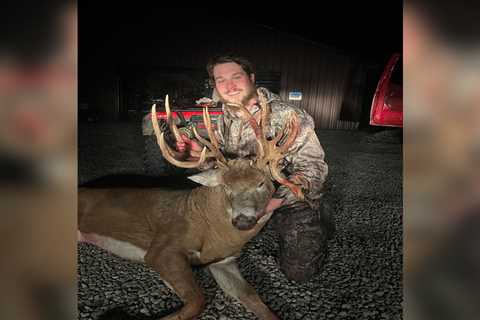 Ohio Crossbow Hunter Tags 25-Point Whitetail Buck on Late Uncle’s Property