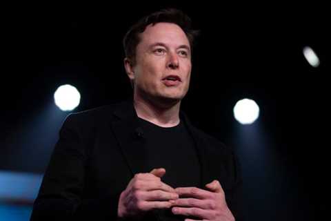 Musk Reinstates Suspended Journalists After Twitter Ballot – NBC 7 San Diego