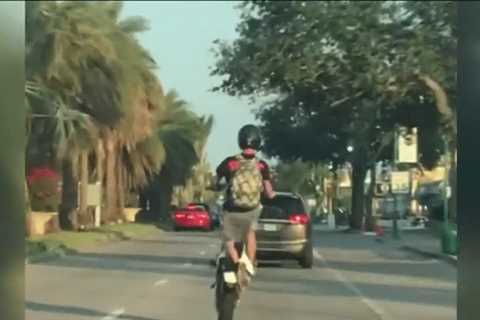 Motorcyclist caught performing dangerous stunts on Cape Coral roads