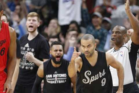 When will the San Antonio Spurs next play on Christmas?