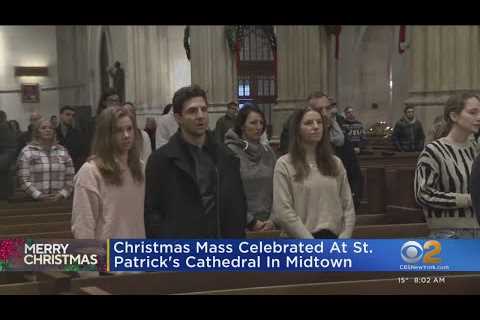 Faithful celebrate Christmas with Mass at St. Patrick’s Cathedral