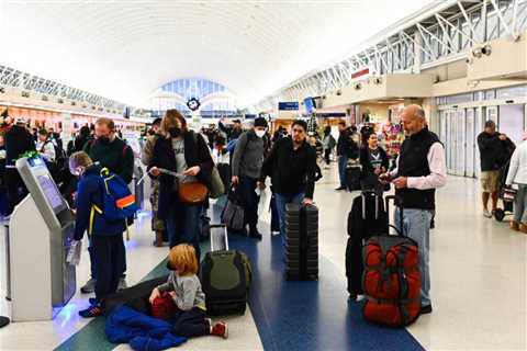 Canceled flights strand travelers at San Antonio’s airport