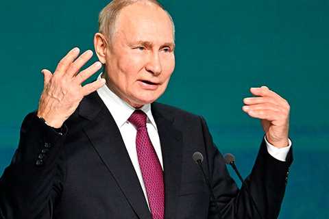 Putin banned the sale of oil to buyers who supported the introduction of a ceiling on prices for..