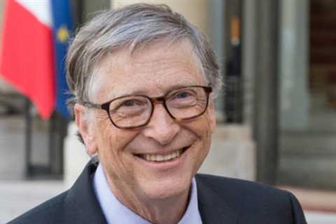 Bill Gates is using these dividend stocks right now to produce a big inflation-fighting income..