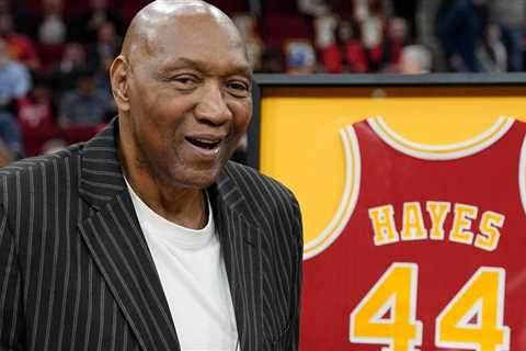 Strange but True: In 1982, Houston’s Elvin Hayes was NBA’s oldest at 36