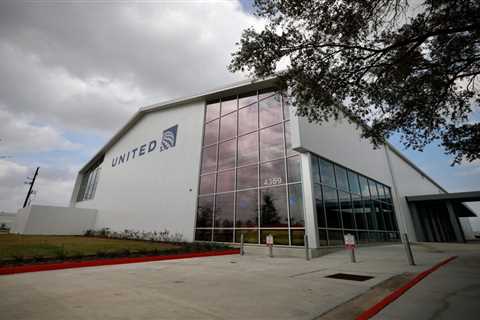 United Airlines opens its largest training facility at Bush Intercontinental Airport – Houston..