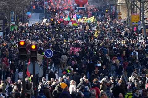 Strikes unfold as French unions intensify pension reform struggle