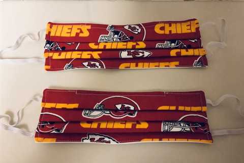 Kansas City Chiefs Mask Never Used – The Woodlands Texas Sports & Exercise Equipment For Sale