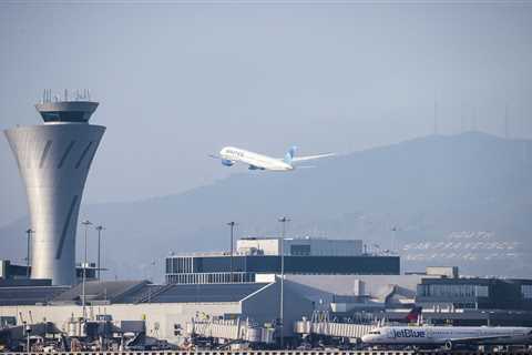 ‘Severe,’ ‘unusual’ weather diverts multiple Bay Area flights