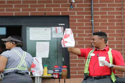 Here's the method Chick-fil-A workers use to keep their cool with angry customers