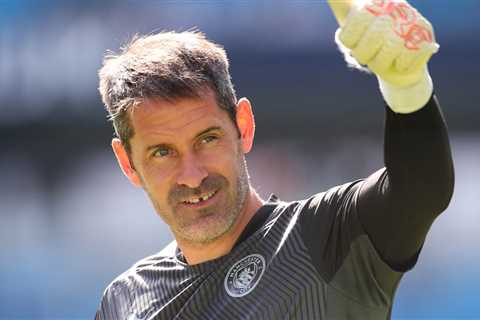 Is Scott Carson still at Manchester City? Former England goalkeeper is two-time Premier League..