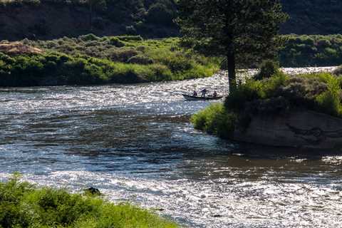 U.S. Interior secretary unveils $125 million for local climate projects ⋆